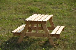 Table Enfant En Bois – Table Et Chaise Enfant - 90x90xh50 Cm - M018-1 -VIDAXL || SuperFish || Konstsmide Soldes Boutique 63eb3fd1d7d6e0.61587027