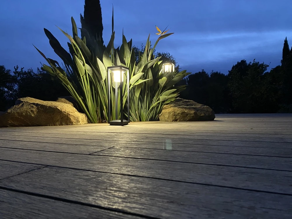 Borne Solaire 50cm Gamme Roma - Blanc Chaud 3000°k 300lm - Faisceau 120° - Bf Light 4 Borne Solaire 50cm Gamme Roma - Blanc Chaud 3000°k 300lm - Faisceau 120° - Bf Light – Image 2