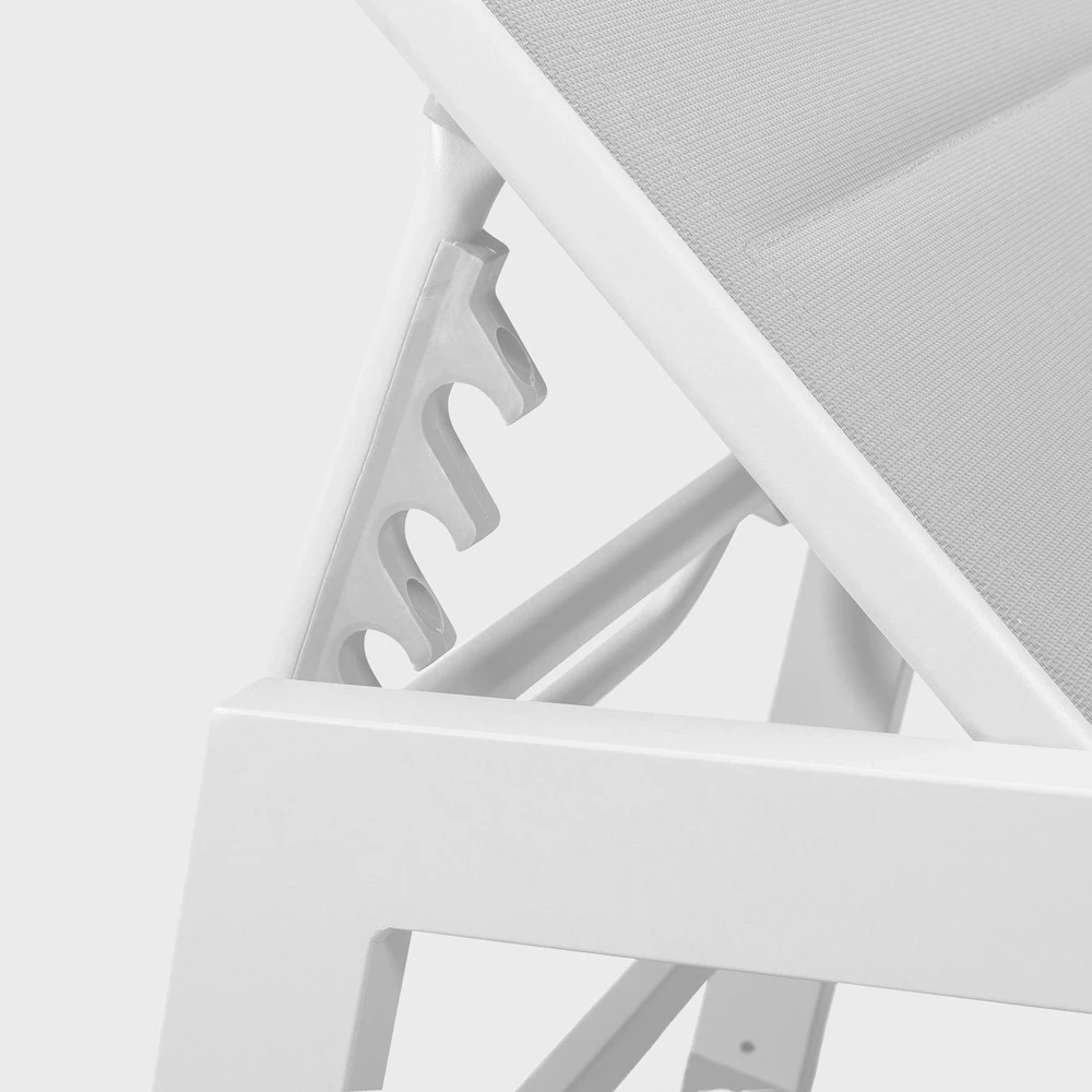 Bain De Soleil En Acier Blanc 6 Bain De Soleil En Acier Blanc – Image 4