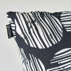 Lot De 2 Coussins Carrés Polyester Maasai 45x45x8 Cm 7 Lot De 2 Coussins Carrés Polyester Maasai 45x45x8 Cm -VIDAXL || SuperFish || Konstsmide Soldes Boutique 64886588efe5c1.89641689